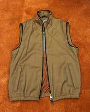 Load image into Gallery viewer, Lago di Como Loro Piana Solaro Storm System Beige VEST
